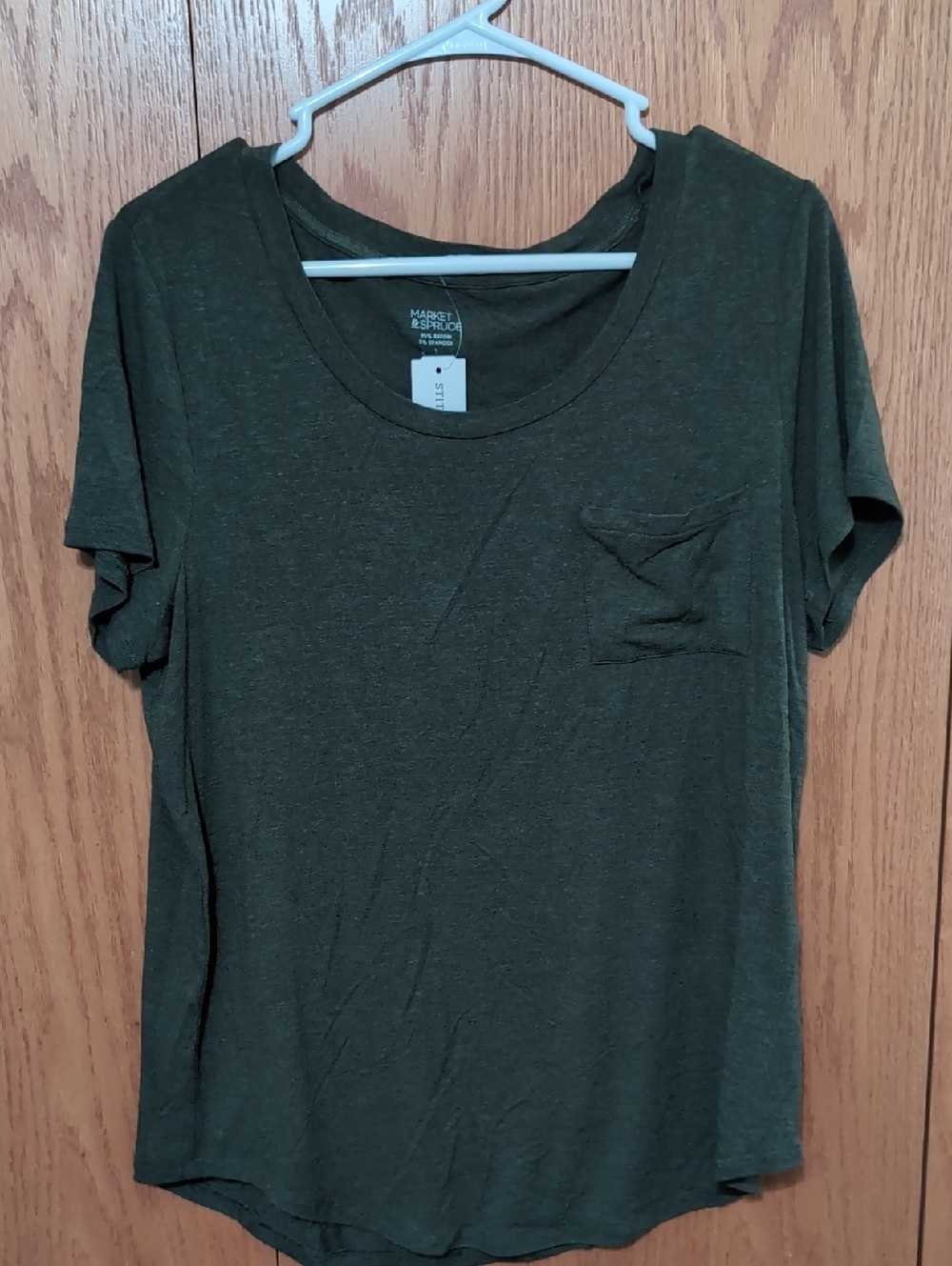 Market & Spruce Olive Green Pocket Tee - Women's Short Sleeve